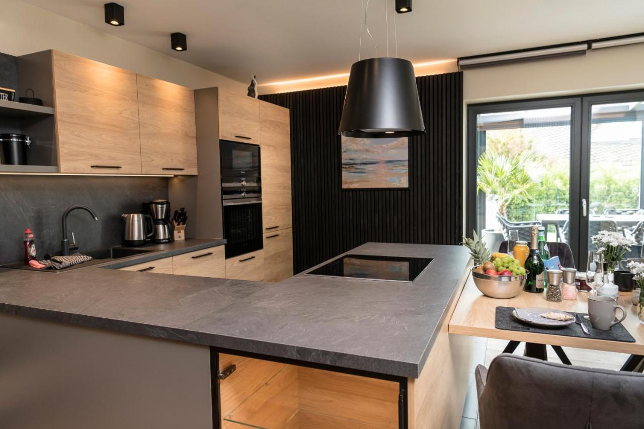 Ferienwohnung Wellness House Energy Mit Whirlpool Timmendorfer Strand Exterior foto